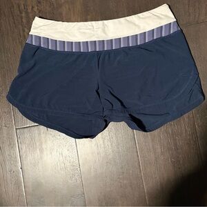 Lululemon groove run shorts